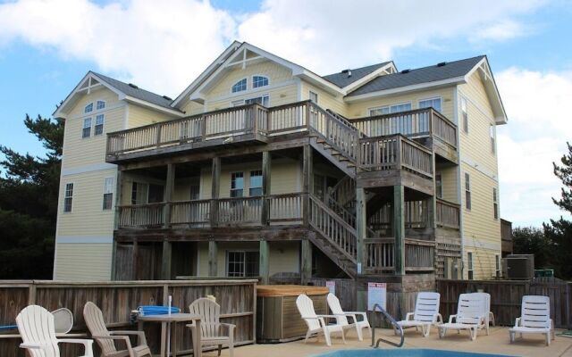 Keep Smiling - 8 Br Home