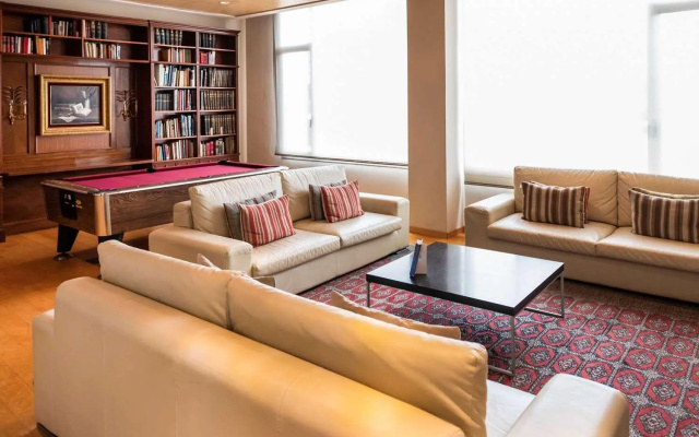 Towers Rotana