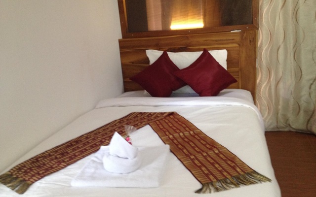 The Lombok Crc Hotel – Guest Rooms – Mataram
