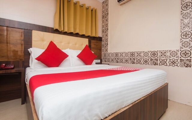 OYO 15533 Hotel Kalpana Residency