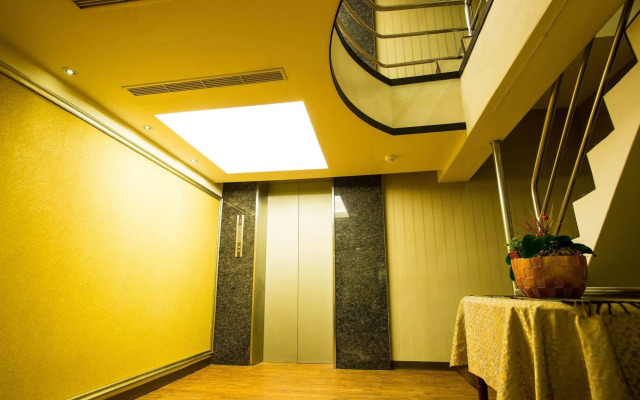 Luckynews Classic Hotel