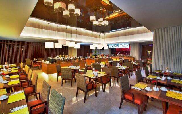 Soll Marina Hotel & Conference Center Bangka