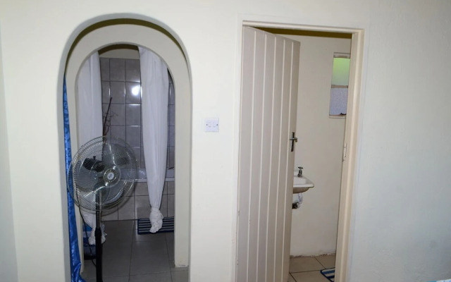 Breeze Guest House