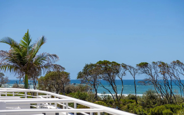 Sundeck Gardens