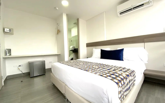 Seven Inn Hotel