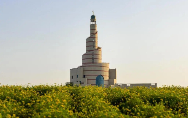 Sovereign Hotel - Marriage Certificate Required