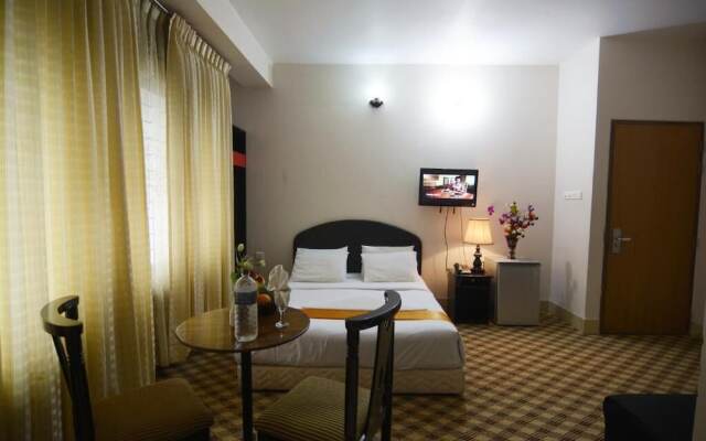 Hotel Holiday Xpress