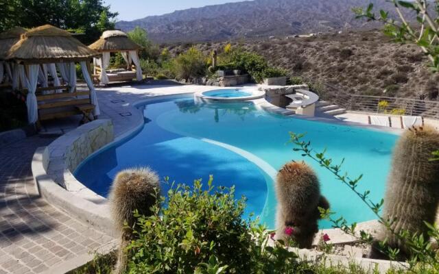 El Carmelo Mountain Lodge