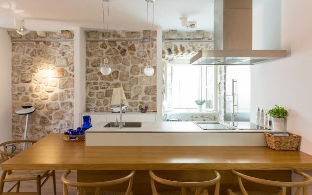 Hedera Estate, Hedera A6 - Breakfast Included