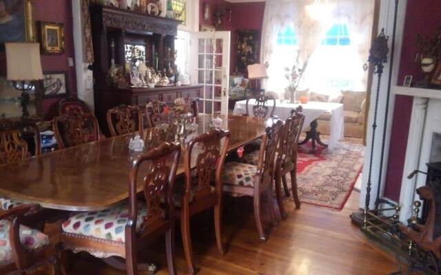 The Inn At Brevard - Bed And Breakfast - Adult Only