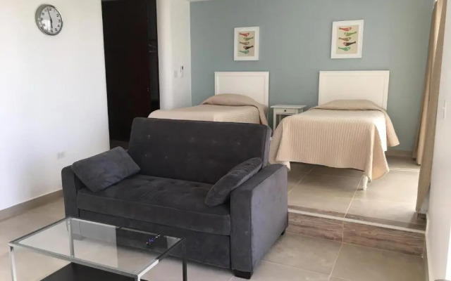 Dali Suites - Adults Only