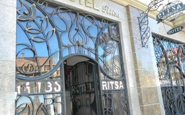 Ritsa Hotel