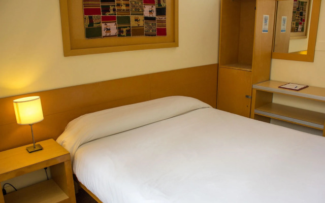 Circus Hotel & Hostel