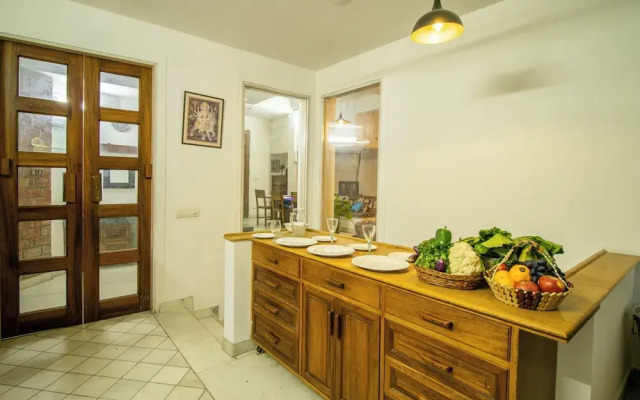 Opulent Antique 3br Villa in Gurugram