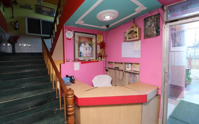 L X Inn by OYO Rooms
