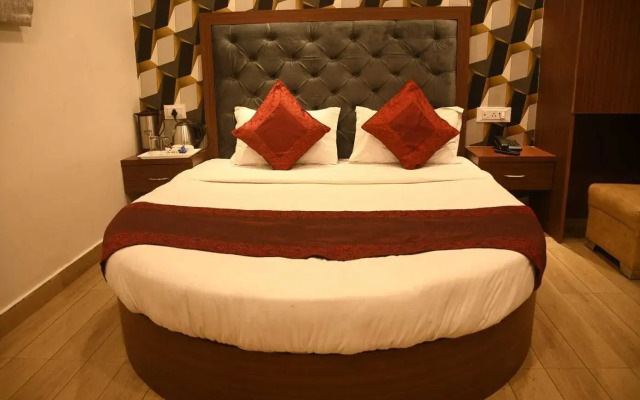 Hotel SV Grand Varanasi