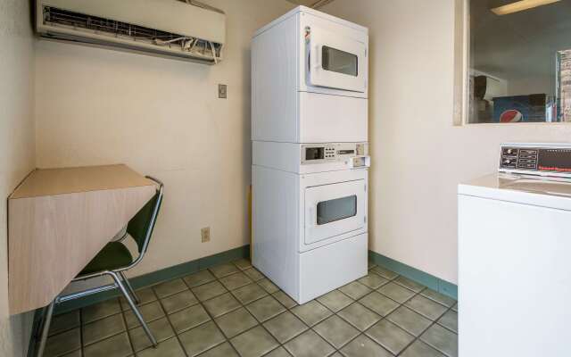 Motel 6 Wendover, UT