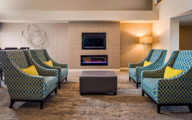 Best Western Plus Yadkin Valley Inn & Suites