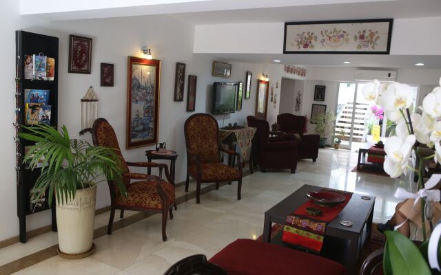 7. Art Feslegen Hotel