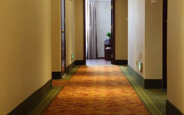 GreenTree Inn Shantou Jinping Chaoshan Road Anbu Business Ho