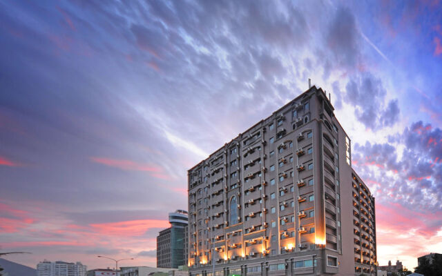 Shell Hotel