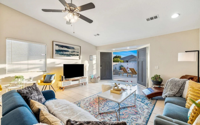 Alligator Vacation Home