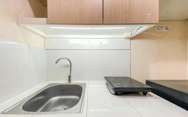 Best Price Studio Apartment Amartha View