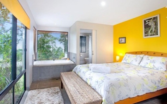 Mountain Edge Studios – Guest Rooms – Gold Coast