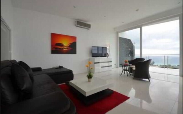 Sunset Plaza Holiday Apartment