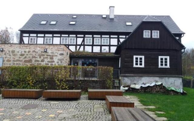 Ekocentrum Oldřichov v Hájích o.p.s.