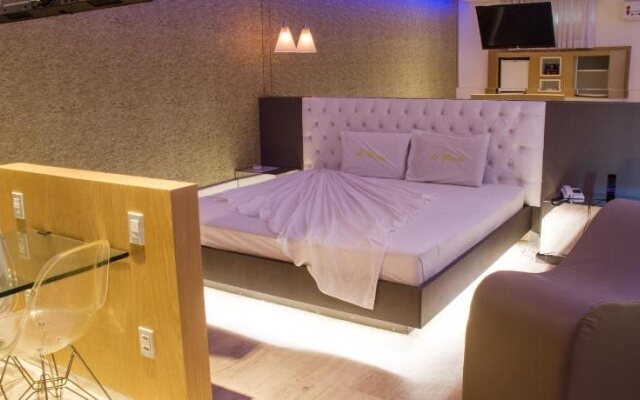 Motel Le Monde