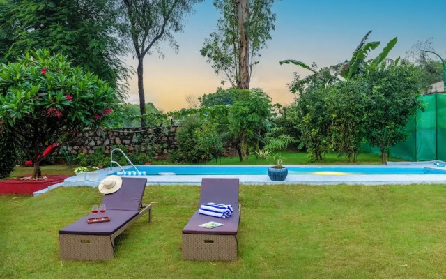 Alaya Stays 3 BHK with Pvt Pool-Daffodil
