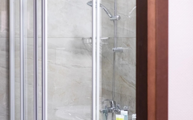 Livadhiotis City Hotel