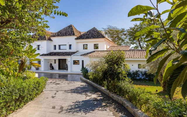 Holiday villa for rent in Marbella