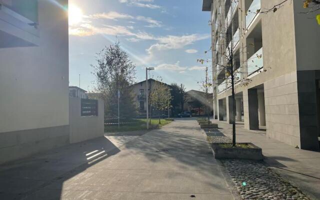 Appartamento in città con Giardino e Piscina privati FREE Parking