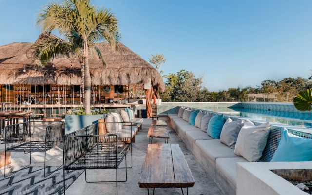 Mayan Monkey Hotel & Hostel Tulum