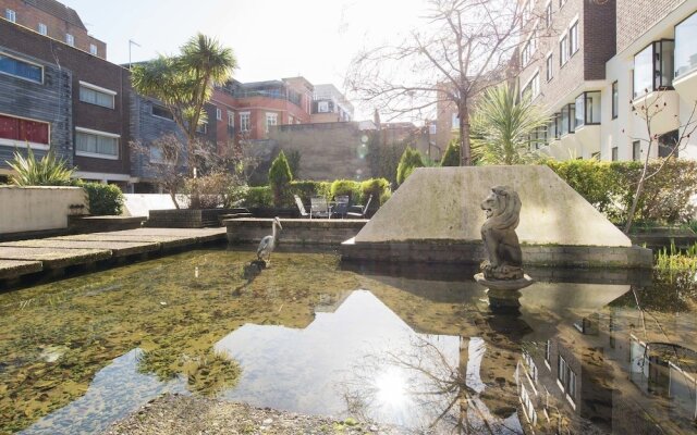 Veeve - Water Gardens