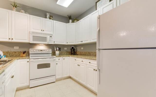 World Tour Golf Links Condos by Escape