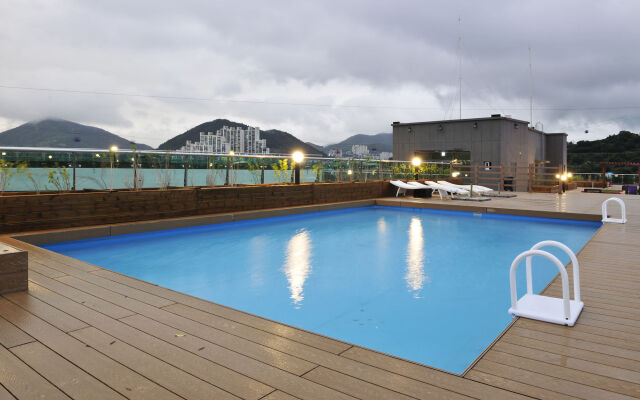 The Hotel Soo