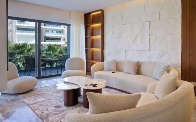 89B-106 at Lake View Residence