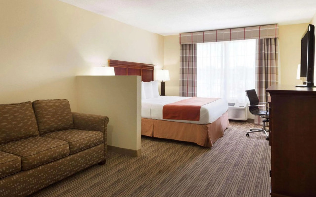 Country Inn & Suites by Radisson, Macedonia, OH