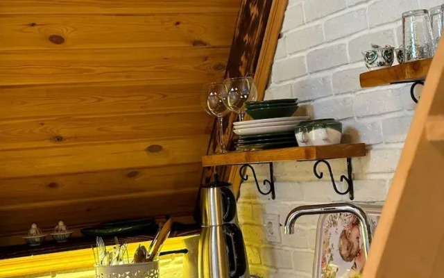 Tenora Suit Bungalov