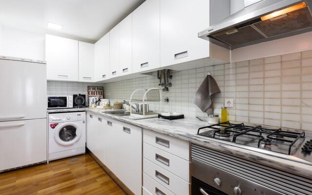 Misha s Place at Bairro Alto