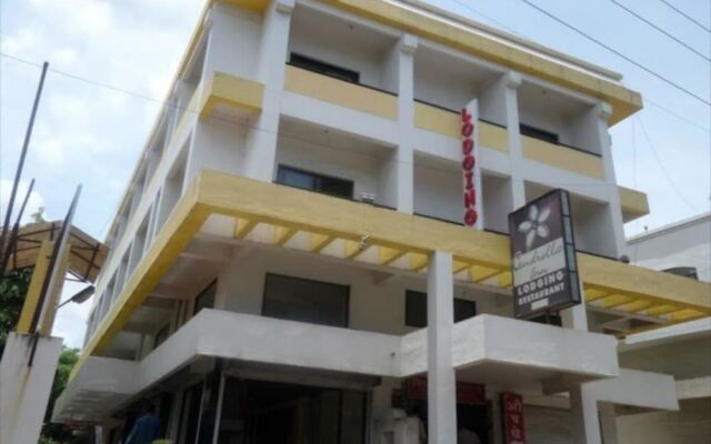 Cinderalla Inn Lodging