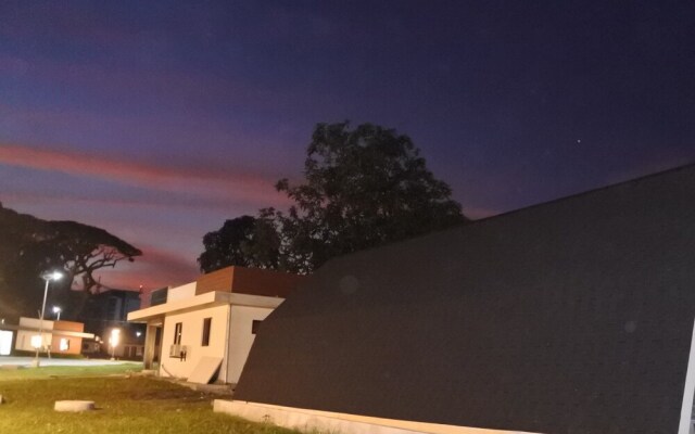 Aurora Villas and Cabin Resort