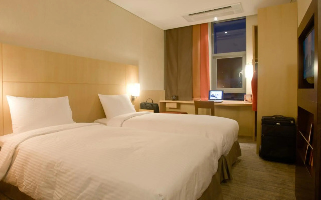 ibis Ambassador Busan City Centre