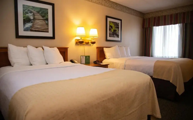 Holiday Lodge Hotel & Conference Center