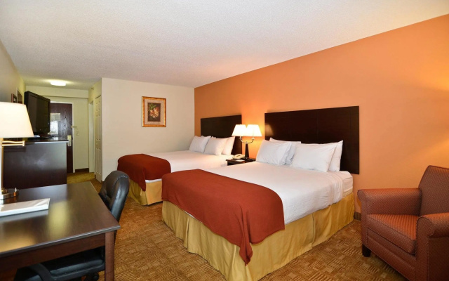 Holiday Inn Express Hiram Dallas Area
