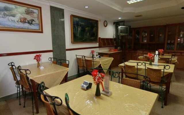 Hotel Super 888