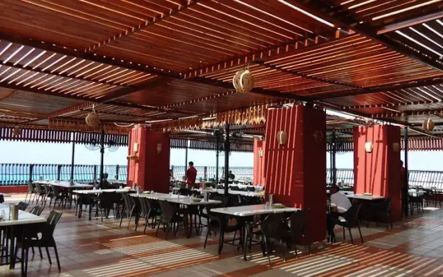 Cleopatra Hotel